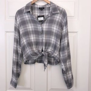 Style Envy Gray and White Button Up Plaid Shirt